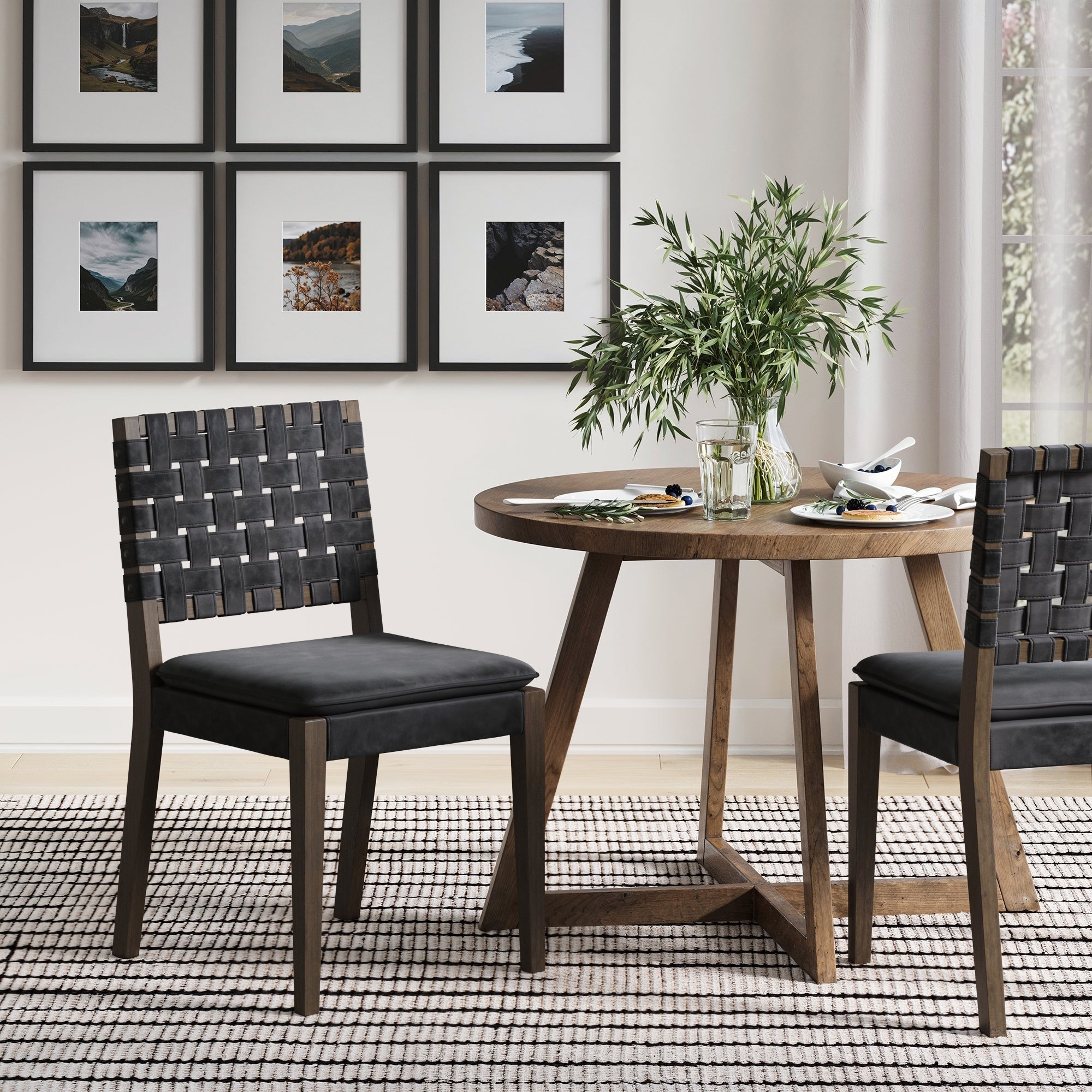 Chaise de salle à manger en similicuir tissé noir