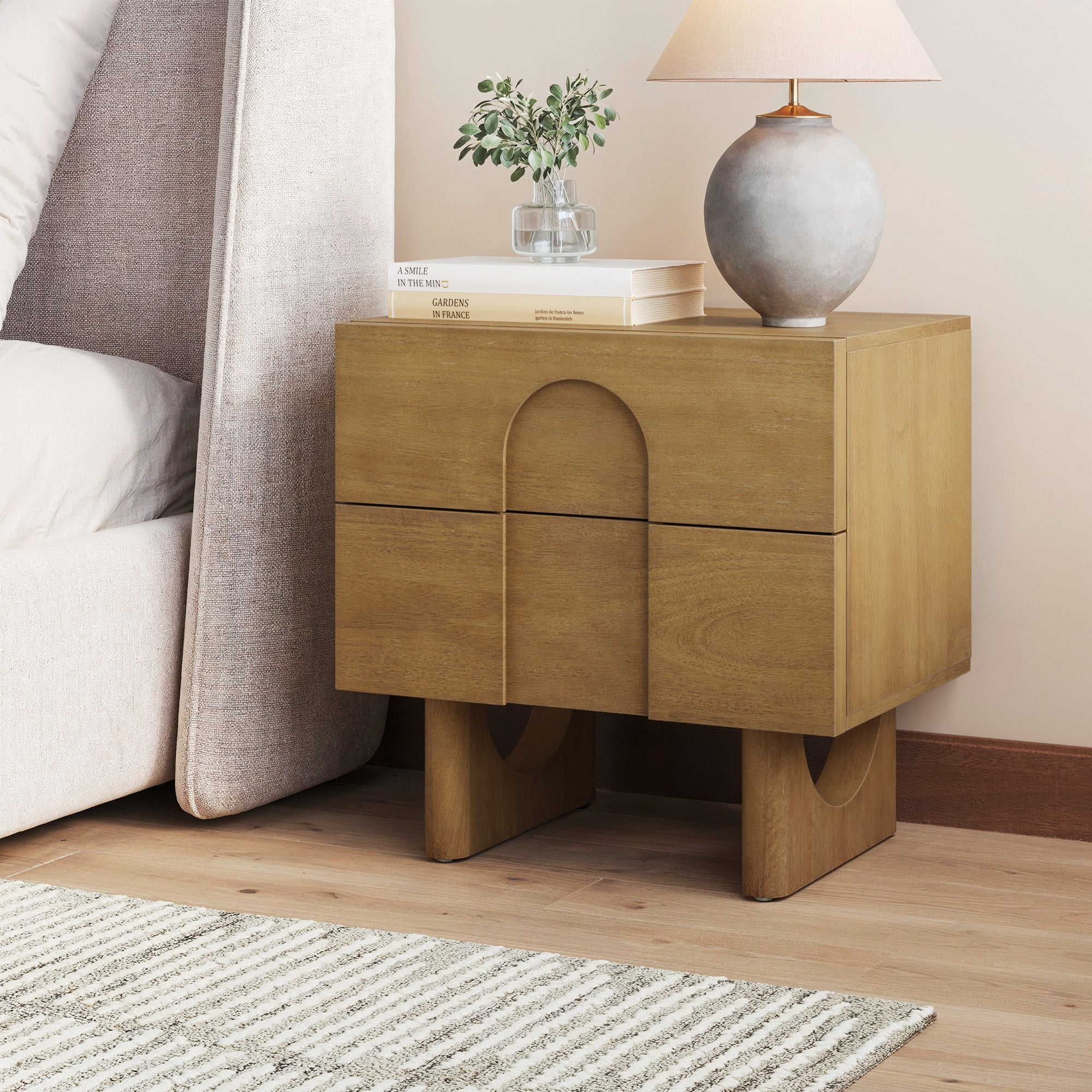 Table de chevet en bois avec tiroirs et pieds en bois massif Marron clair