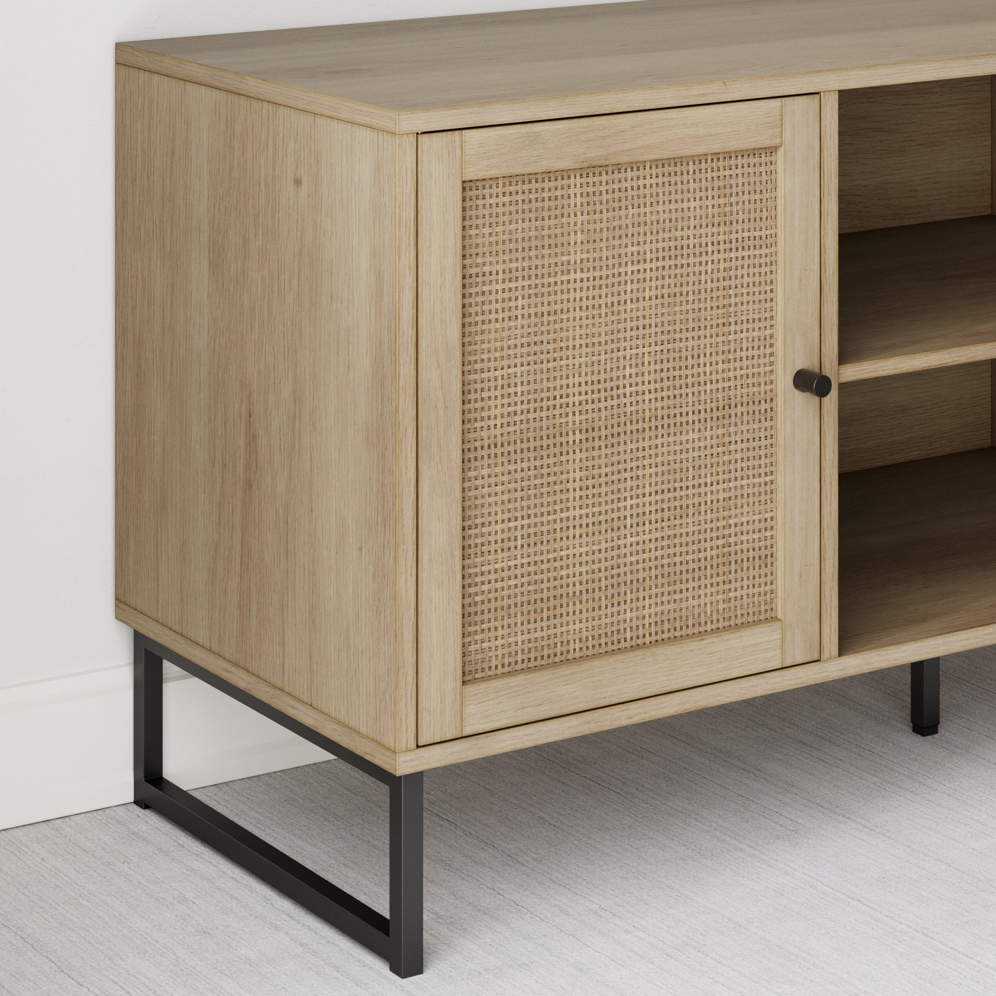 Meuble TV 2 portes en rotin et bois, chêne clair